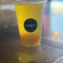 Pineapple fruit tea with popping balls