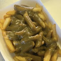 Chips with Chinese curry sauce